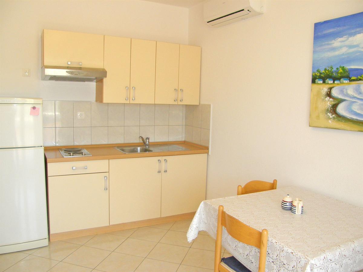 Apartments Rina Primošten Exterior foto